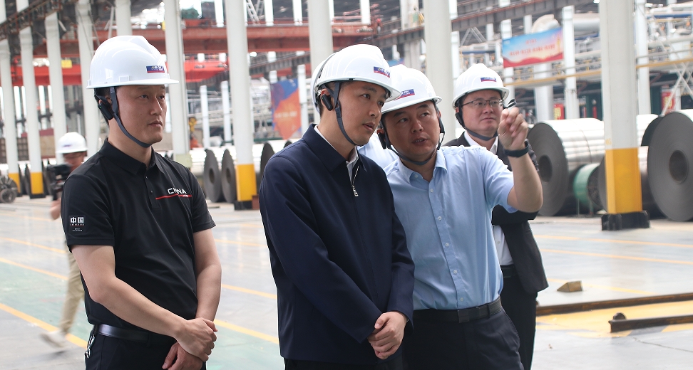 縣委副書記、縣長孔磊到眾鑫發(fā)調(diào)研數(shù)智化產(chǎn)業(yè)轉(zhuǎn)型情況